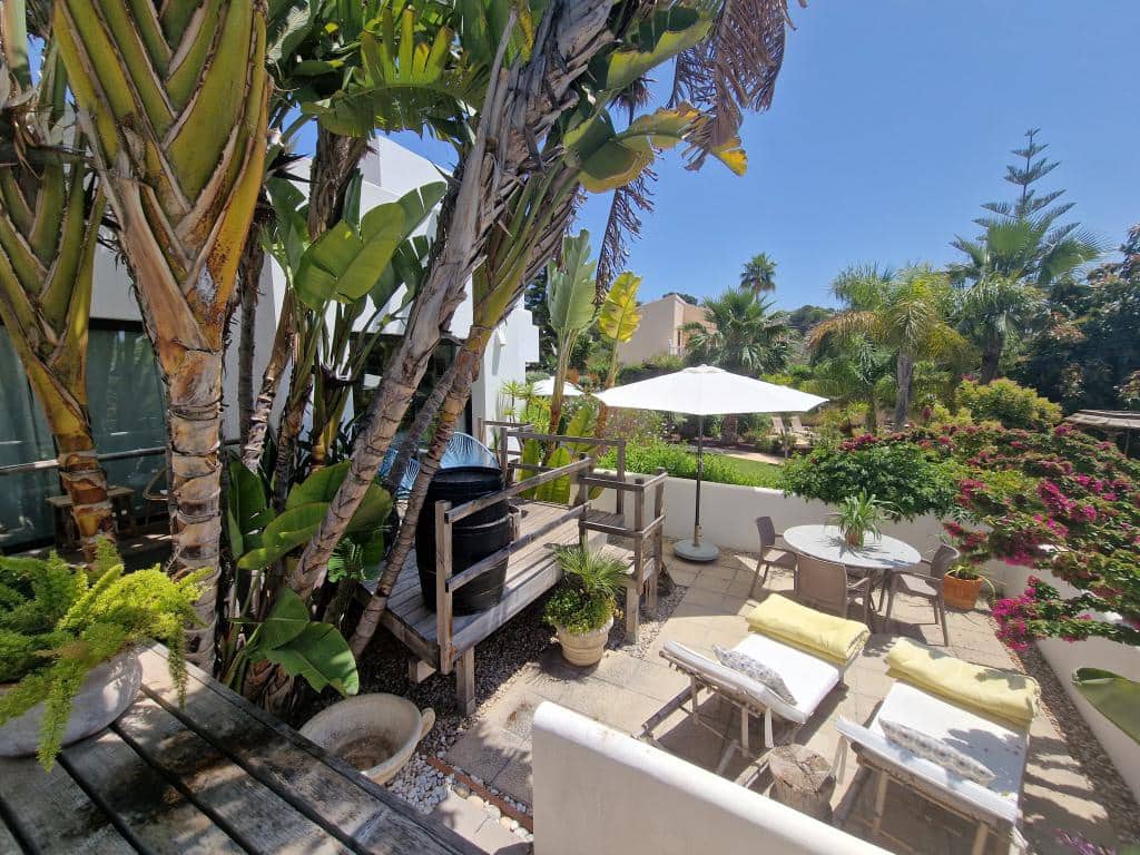 7 bedroom Villa for sale in Benissa with pool - € 1,350,000 (Ref: 9386338)