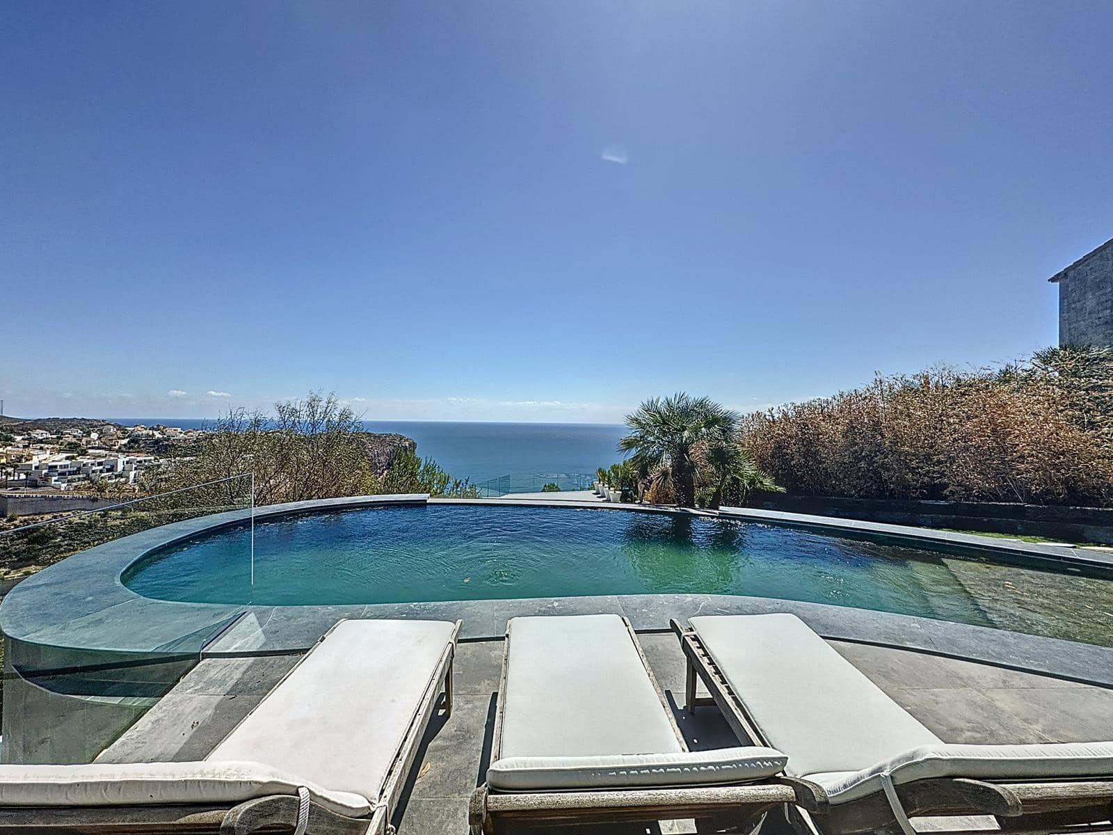 3 bedroom Villa for sale in Benitachell / Benitatxell with pool garage - € 1,200,000 (Ref: 9386339)