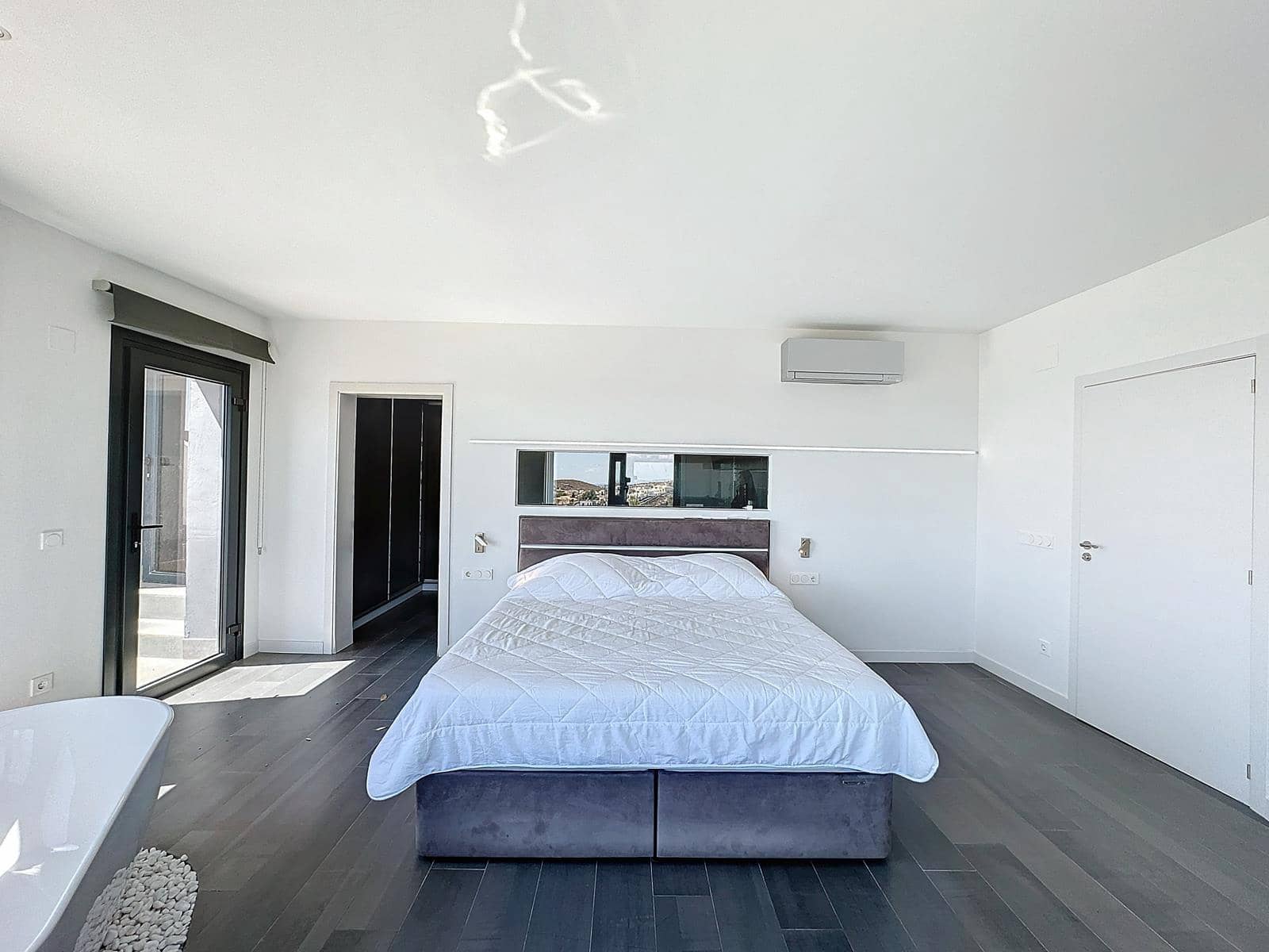 3 bedroom Villa for sale in Benitachell / Benitatxell with pool garage - € 1,200,000 (Ref: 9386339)