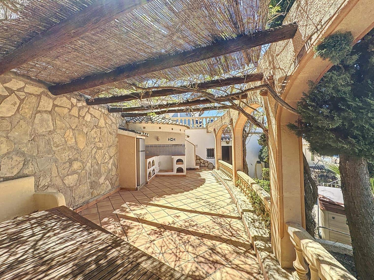 3 bedroom Villa for sale in Benitachell / Benitatxell with pool garage - € 850,000 (Ref: 9386340)