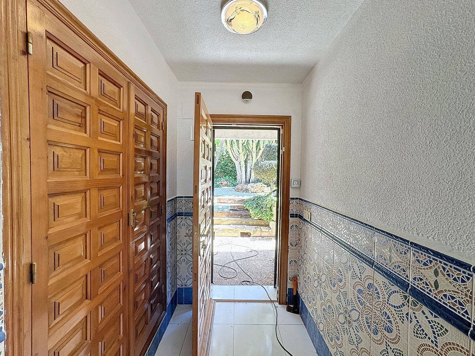 3 bedroom Villa for sale in Benitachell / Benitatxell with pool garage - € 850,000 (Ref: 9386340)