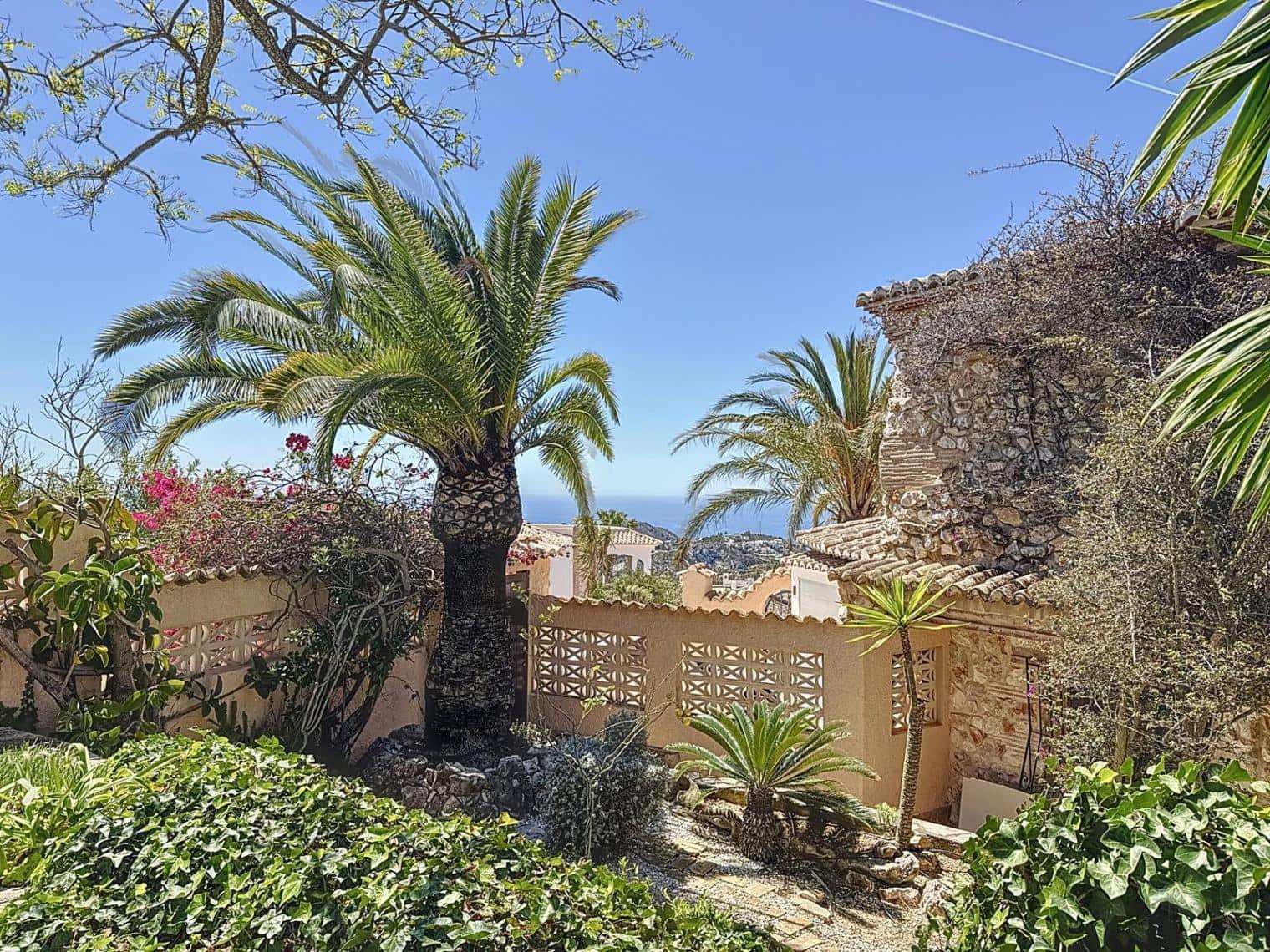 3 bedroom Villa for sale in Benitachell / Benitatxell with pool garage - € 850,000 (Ref: 9386340)