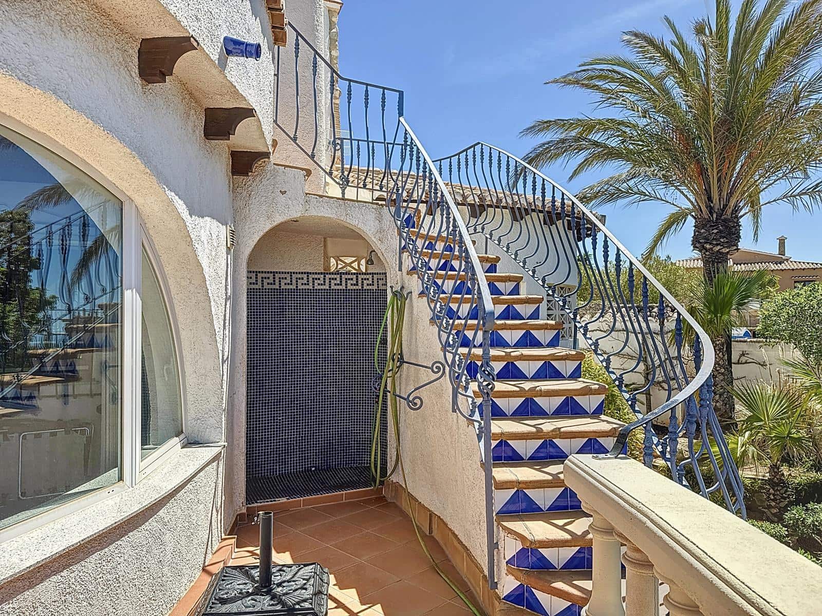 3 bedroom Villa for sale in Benitachell / Benitatxell with pool garage - € 850,000 (Ref: 9386340)