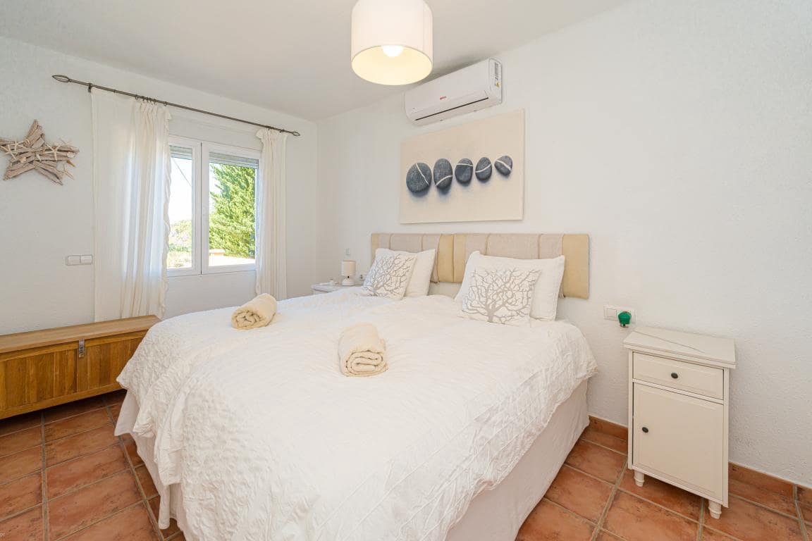 3 bedroom Villa for sale in Benissa with pool - € 585,000 (Ref: 9386341)