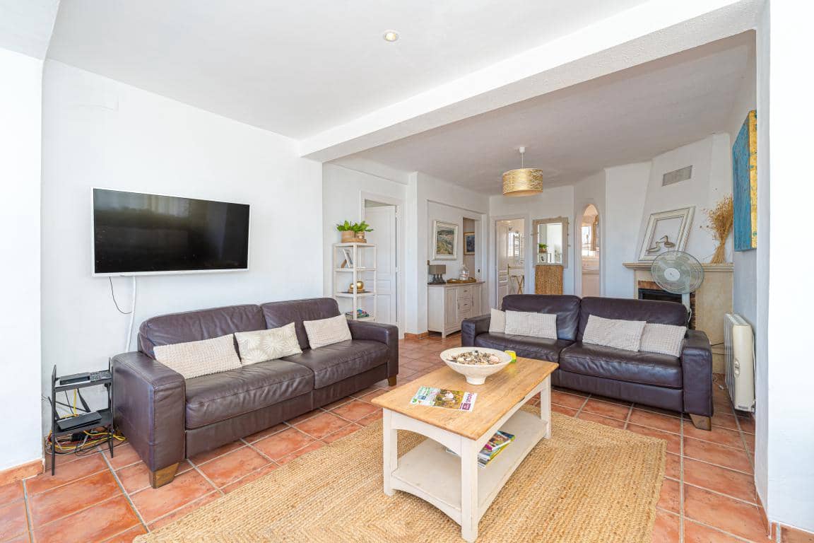 3 bedroom Villa for sale in Benissa with pool - € 585,000 (Ref: 9386341)