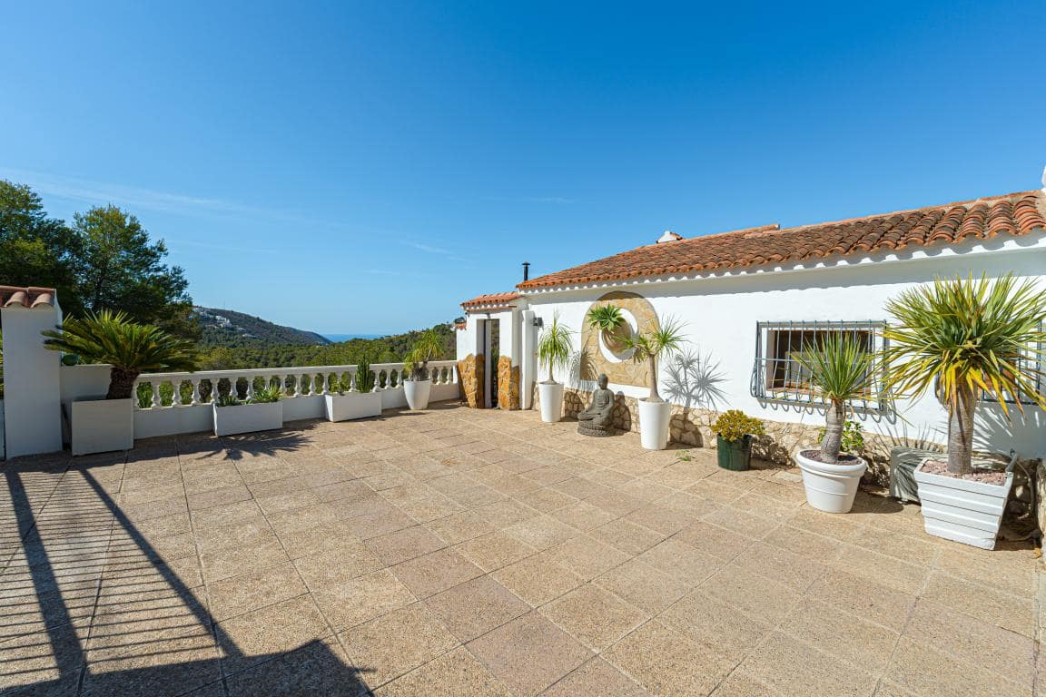 6 soverom Villa til salgs i Moraira med svømmebasseng garasje - € 795 000 (Ref: 9386342)