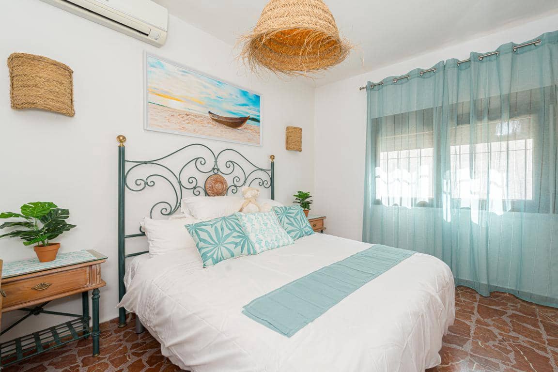 6 soverom Villa til salgs i Moraira med svømmebasseng garasje - € 795 000 (Ref: 9386342)