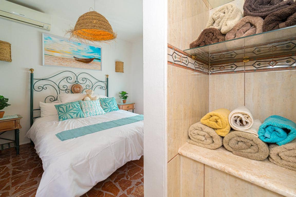 6 soverom Villa til salgs i Moraira med svømmebasseng garasje - € 795 000 (Ref: 9386342)