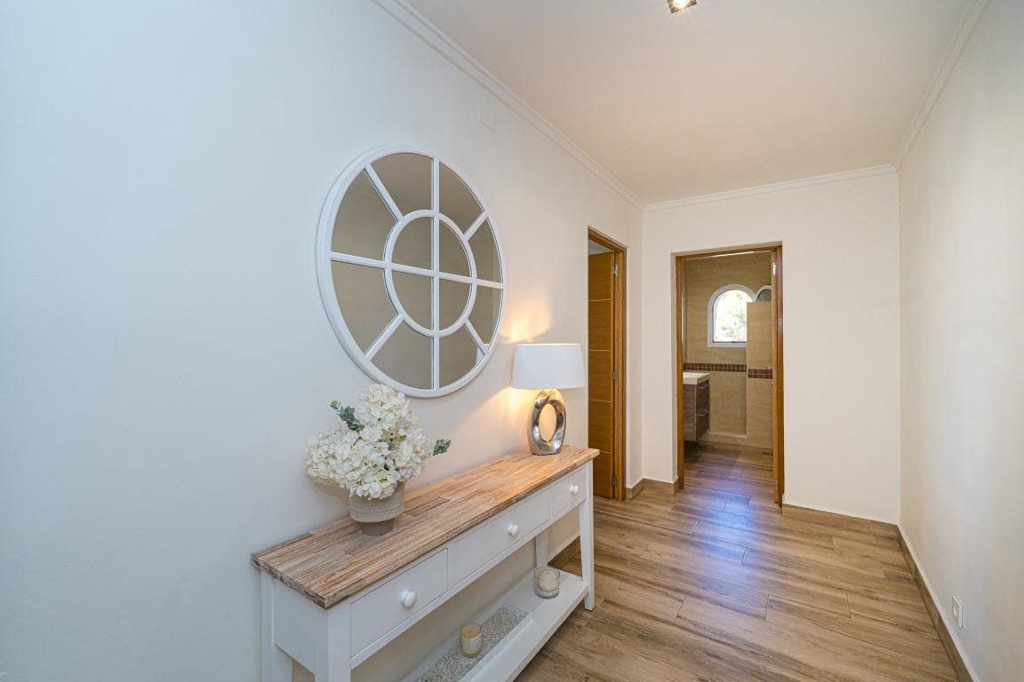 6 soverom Villa til salgs i Moraira med svømmebasseng garasje - € 795 000 (Ref: 9386342)