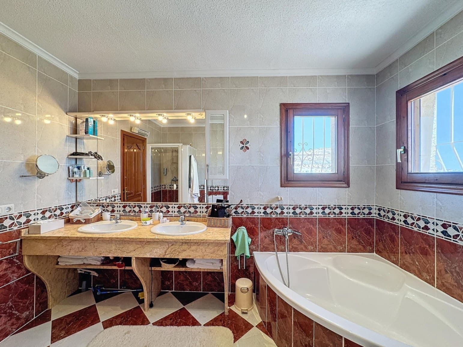 3 soveværelse Villa til salg i Benitachell / Benitatxell med swimmingpool garage - € 1.700.000 (Ref: 9386344)