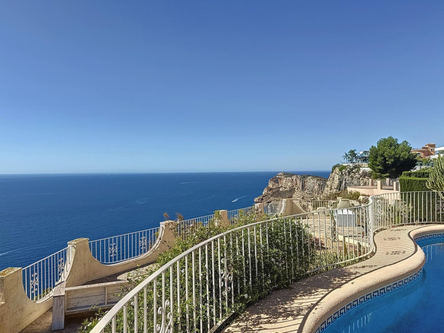 3 soveværelse Villa til salg i Benitachell / Benitatxell med swimmingpool garage - € 1.700.000 (Ref: 9386344)