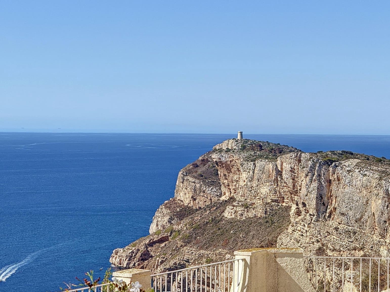 3 soveværelse Villa til salg i Benitachell / Benitatxell med swimmingpool garage - € 1.700.000 (Ref: 9386344)