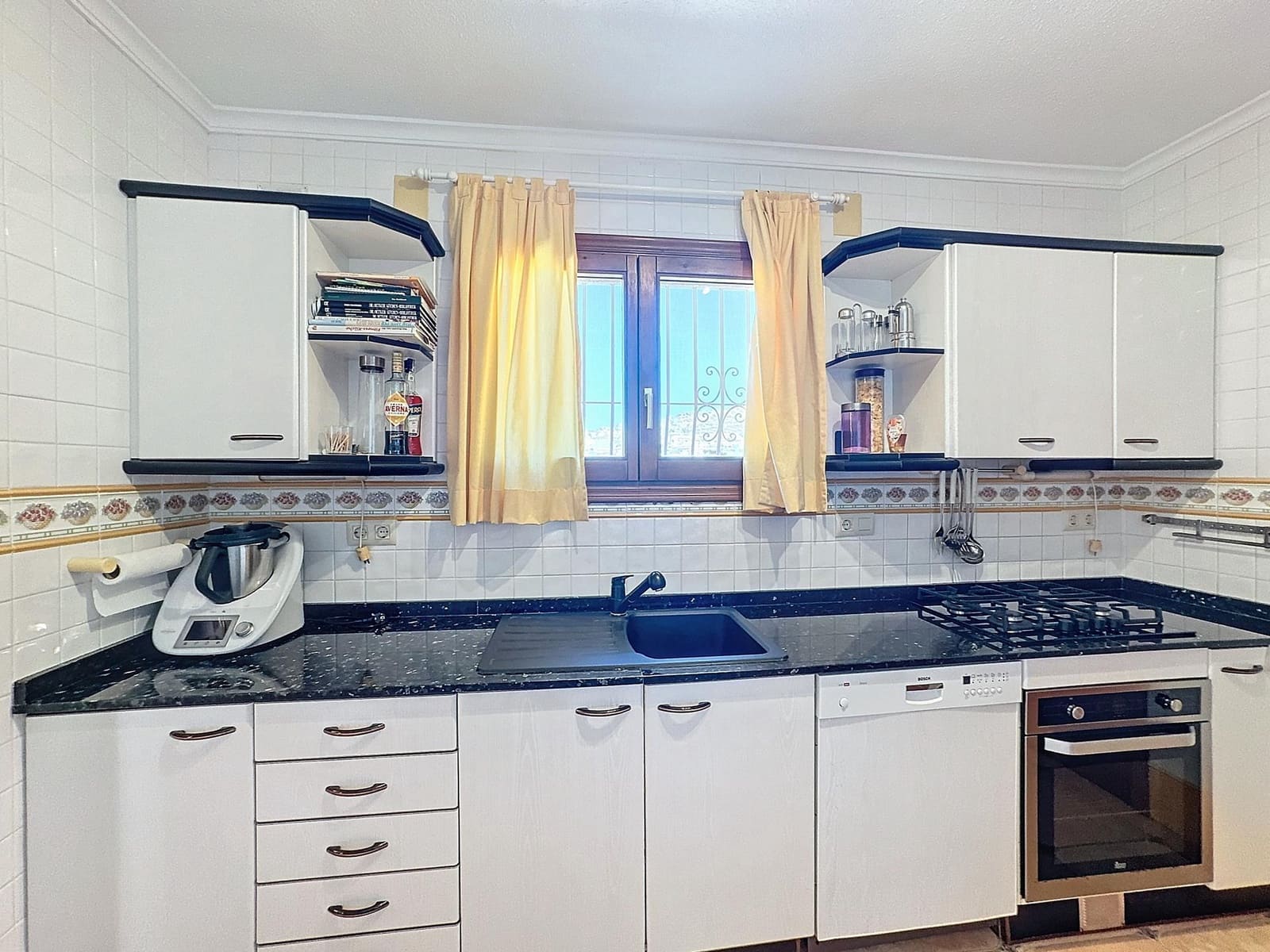 3 soveværelse Villa til salg i Benitachell / Benitatxell med swimmingpool garage - € 1.700.000 (Ref: 9386344)