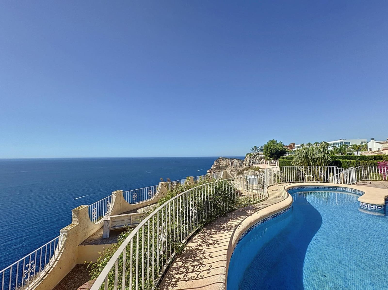 3 soveværelse Villa til salg i Benitachell / Benitatxell med swimmingpool garage - € 1.700.000 (Ref: 9386344)