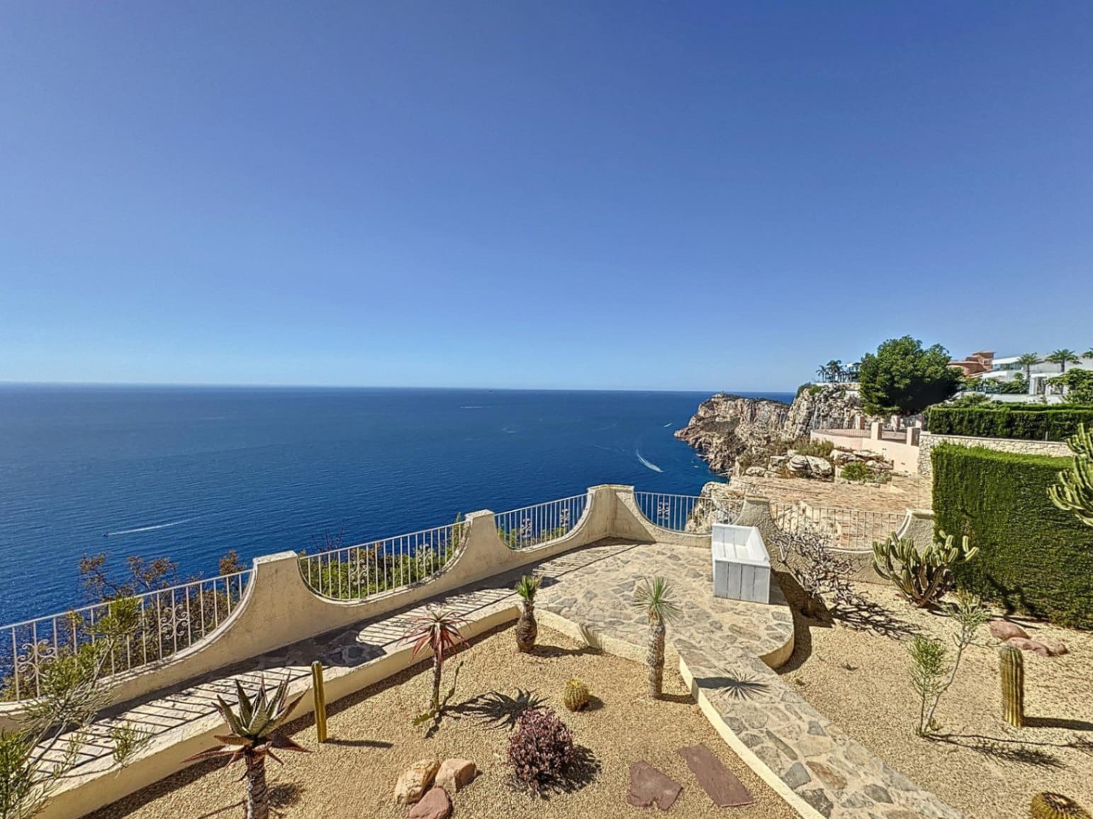 3 soveværelse Villa til salg i Benitachell / Benitatxell med swimmingpool garage - € 1.700.000 (Ref: 9386344)