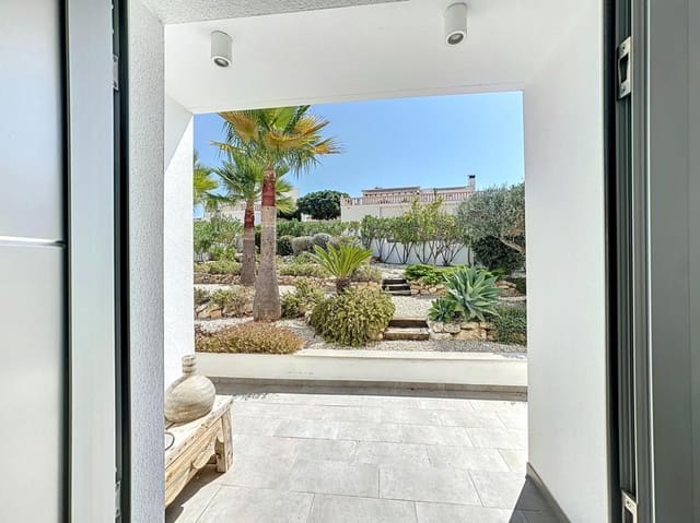 4 soveværelse Villa til salg i Cumbre del Sol, Benitachell / Benitatxell med swimmingpool garage - € 1.000.000 (Ref: 9386345)