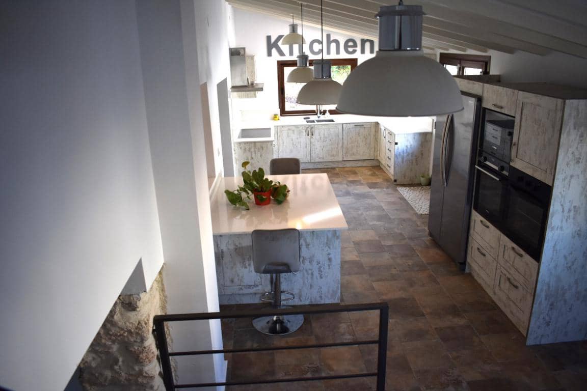 Chalet de 5 habitaciones en Moraira en venta - 595.000 € (Ref: 9386347)