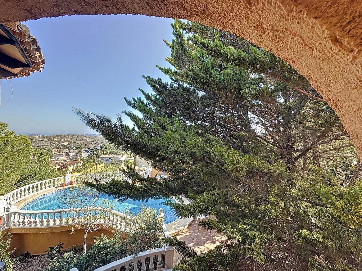 4 bedroom Villa for sale in Benitachell / Benitatxell with pool garage - € 619,000 (Ref: 9386351)