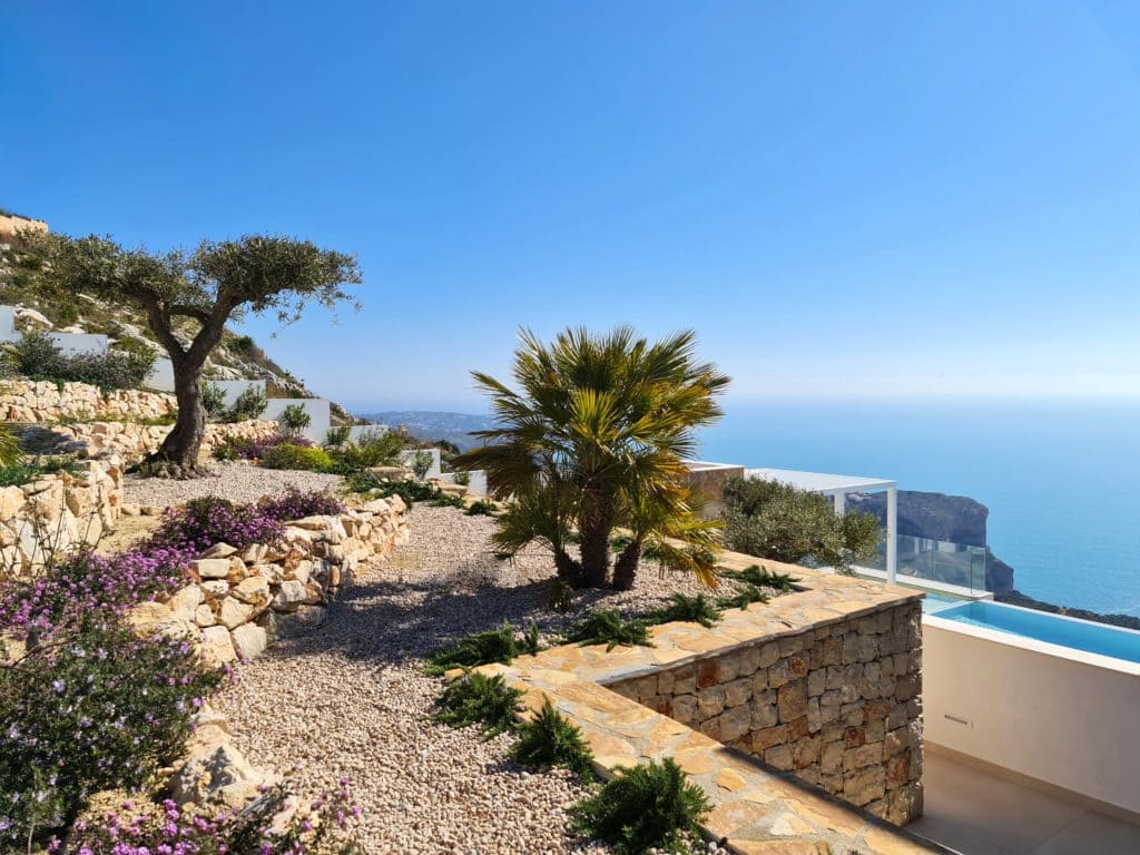 4 bedroom Villa for sale in Benitachell / Benitatxell with pool garage - € 1,990,000 (Ref: 9386353)