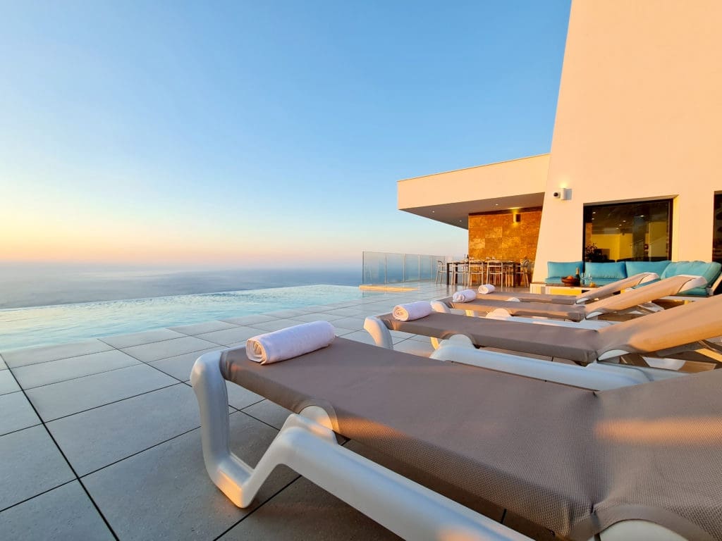 4 bedroom Villa for sale in Benitachell / Benitatxell with pool garage - € 1,990,000 (Ref: 9386353)