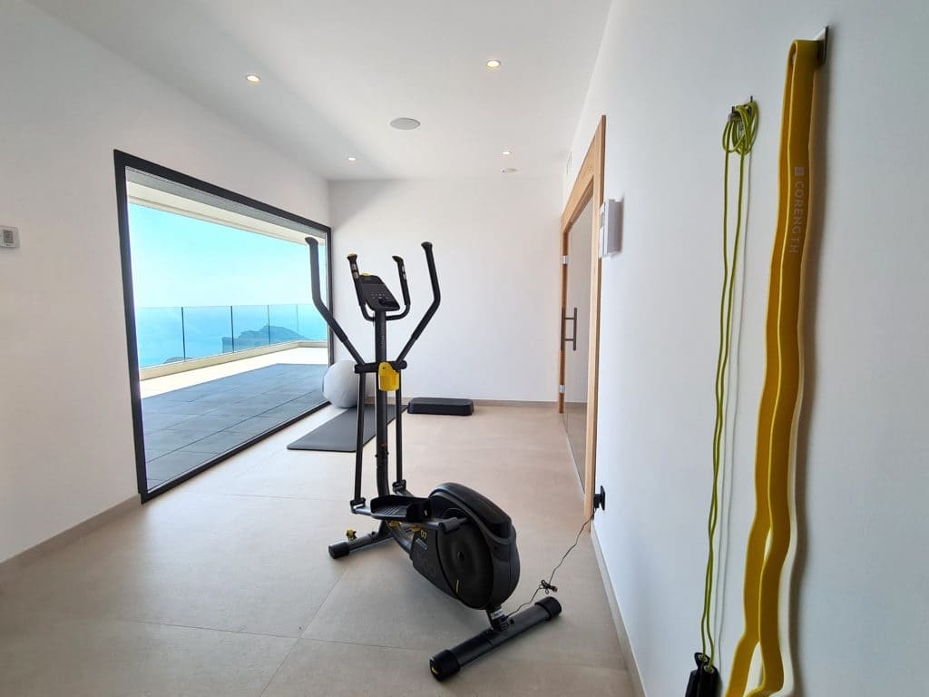 4 bedroom Villa for sale in Benitachell / Benitatxell with pool garage - € 1,990,000 (Ref: 9386353)