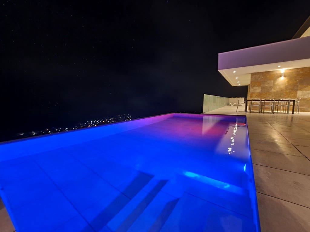 4 bedroom Villa for sale in Benitachell / Benitatxell with pool garage - € 1,990,000 (Ref: 9386353)