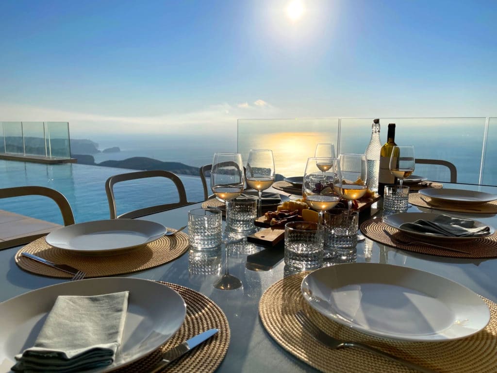 4 bedroom Villa for sale in Benitachell / Benitatxell with pool garage - € 1,990,000 (Ref: 9386353)