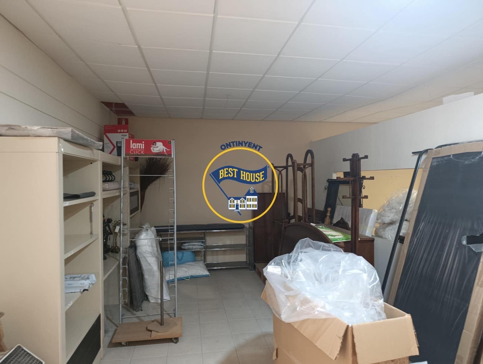 Ufficio da affittare in Muro de Alcoy con garage - 1.500 € (Rif: 10021099)