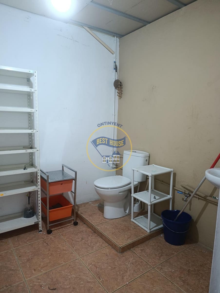 Kaupallinen myytävänä paikassa Ontinyent - 280 000 € (Ref: 10021100)
