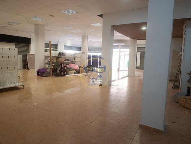 Kaupallinen myytävänä paikassa Ontinyent - 280 000 € (Ref: 10021100)