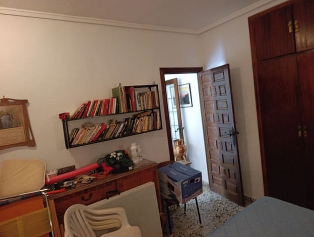 4 bedroom Villa for sale in Ontinyent with pool - € 250,000 (Ref: 10067864)