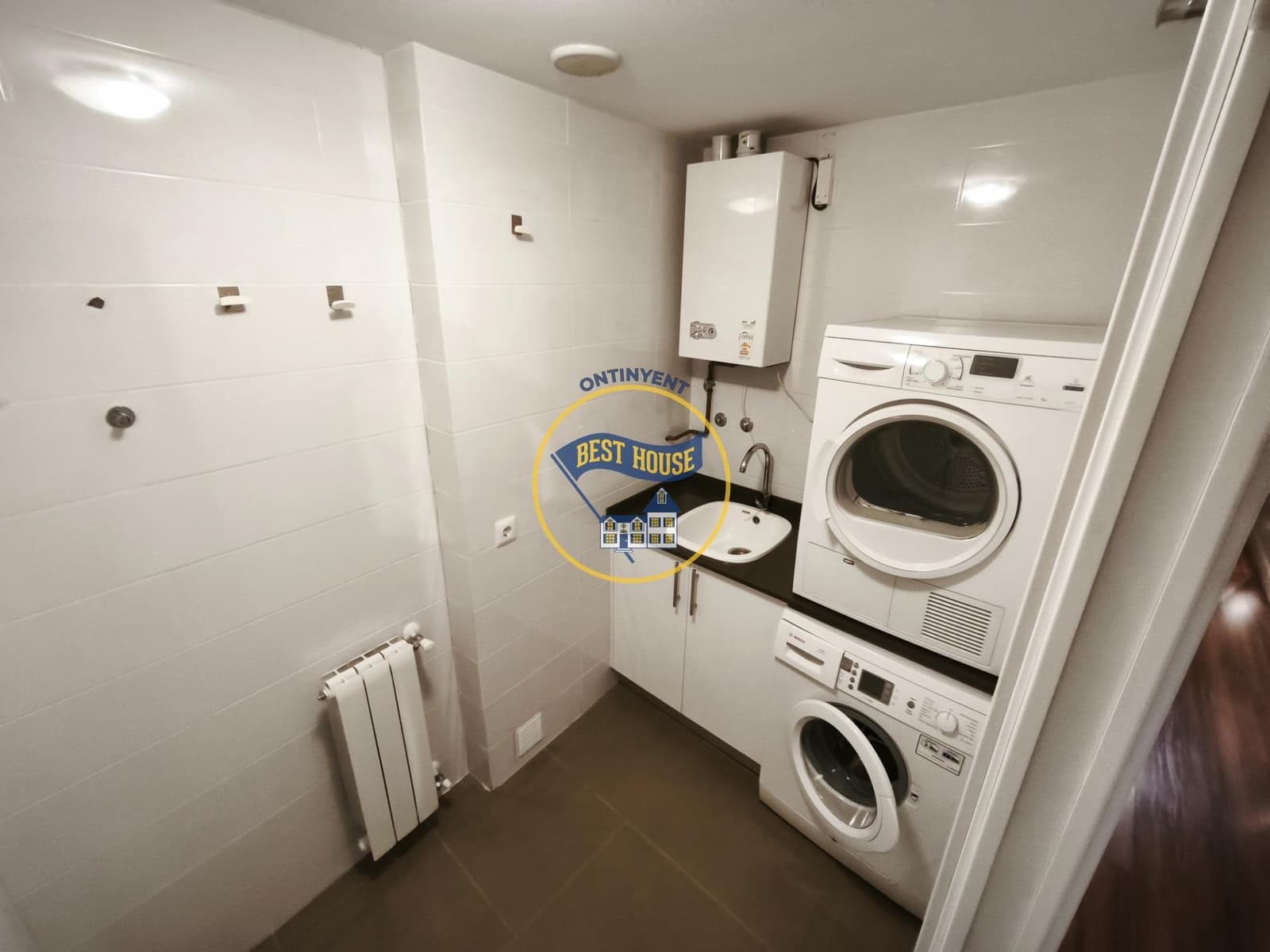 Piso de 3 habitaciones en Ontinyent en venta - 380.000 € (Ref: 10076611)