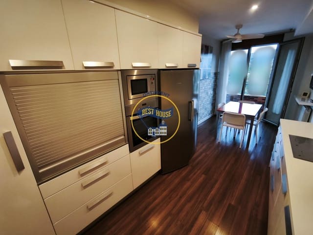 3 makuuhuone Asunto myytävänä paikassa Ontinyent - 380 000 € (Ref: 10076611)