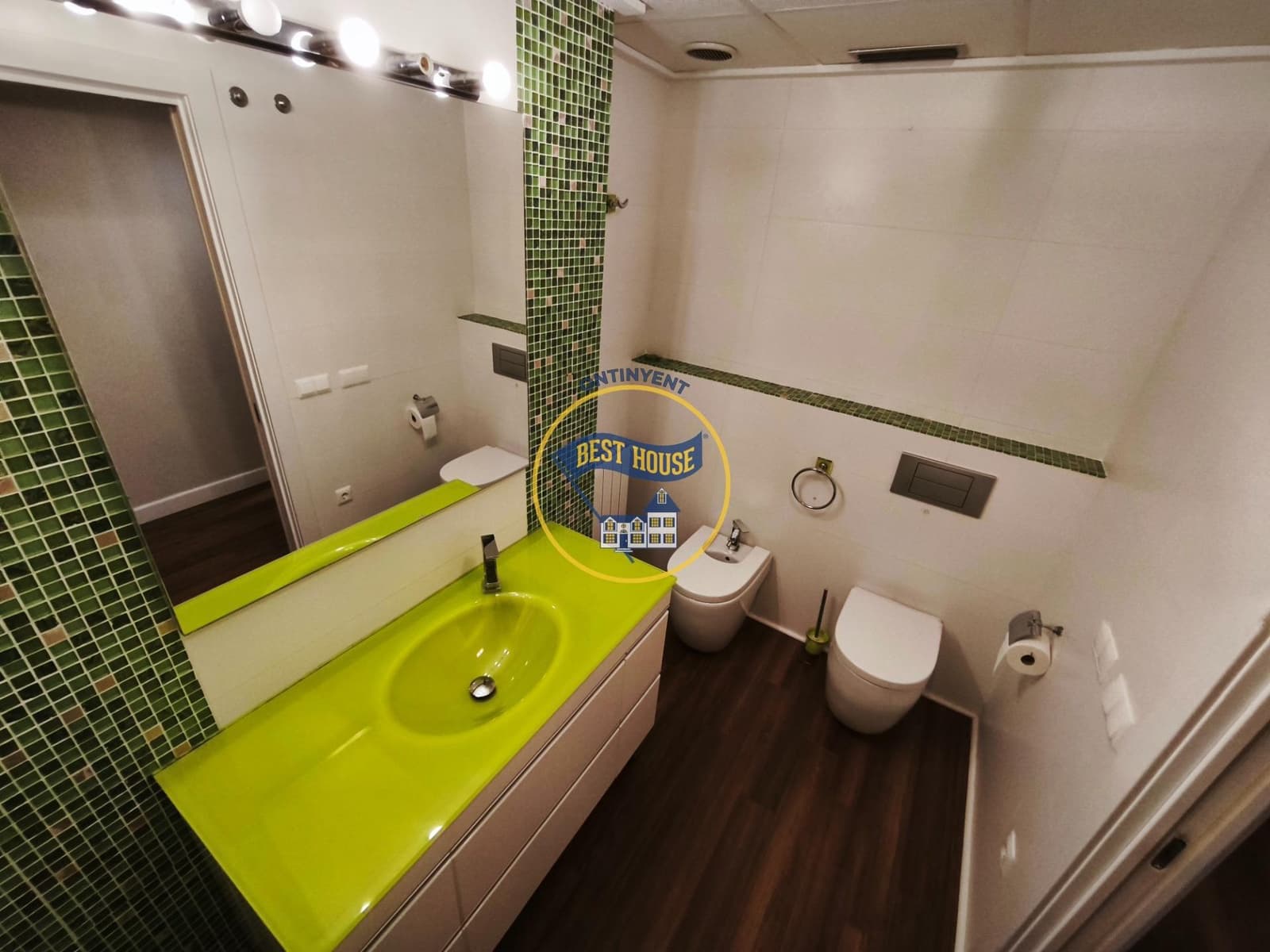 Piso de 3 habitaciones en Ontinyent en venta - 380.000 € (Ref: 10076611)