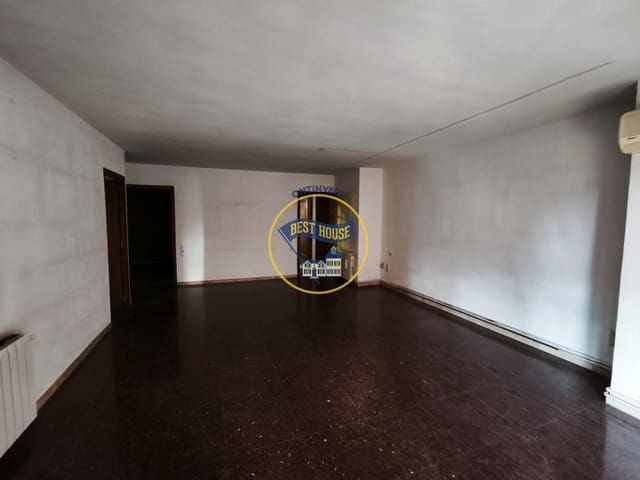 3 makuuhuone Asunto myytävänä paikassa Ontinyent - 290 000 € (Ref: 10076612)