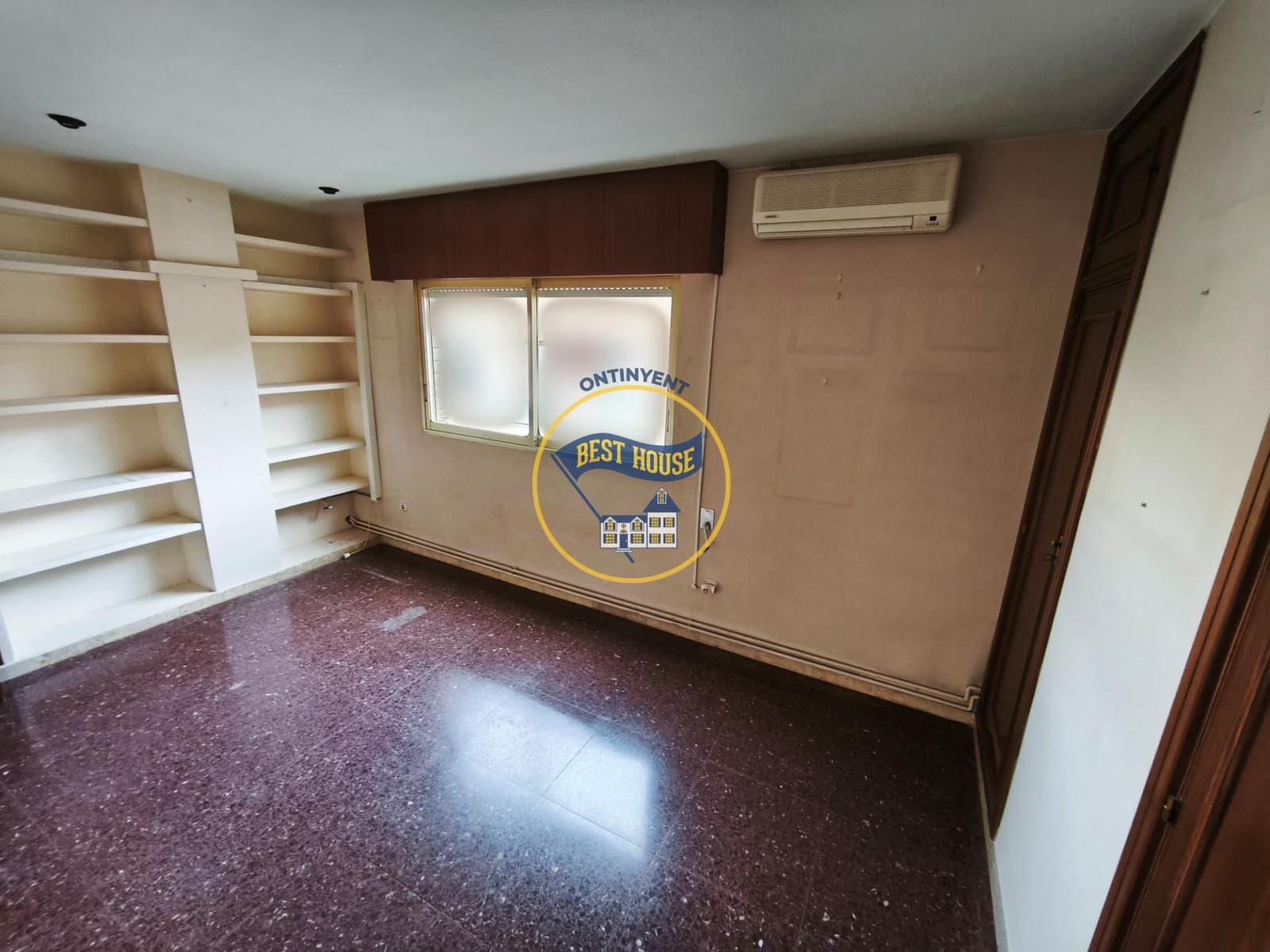 3 makuuhuone Asunto myytävänä paikassa Ontinyent - 290 000 € (Ref: 10076612)