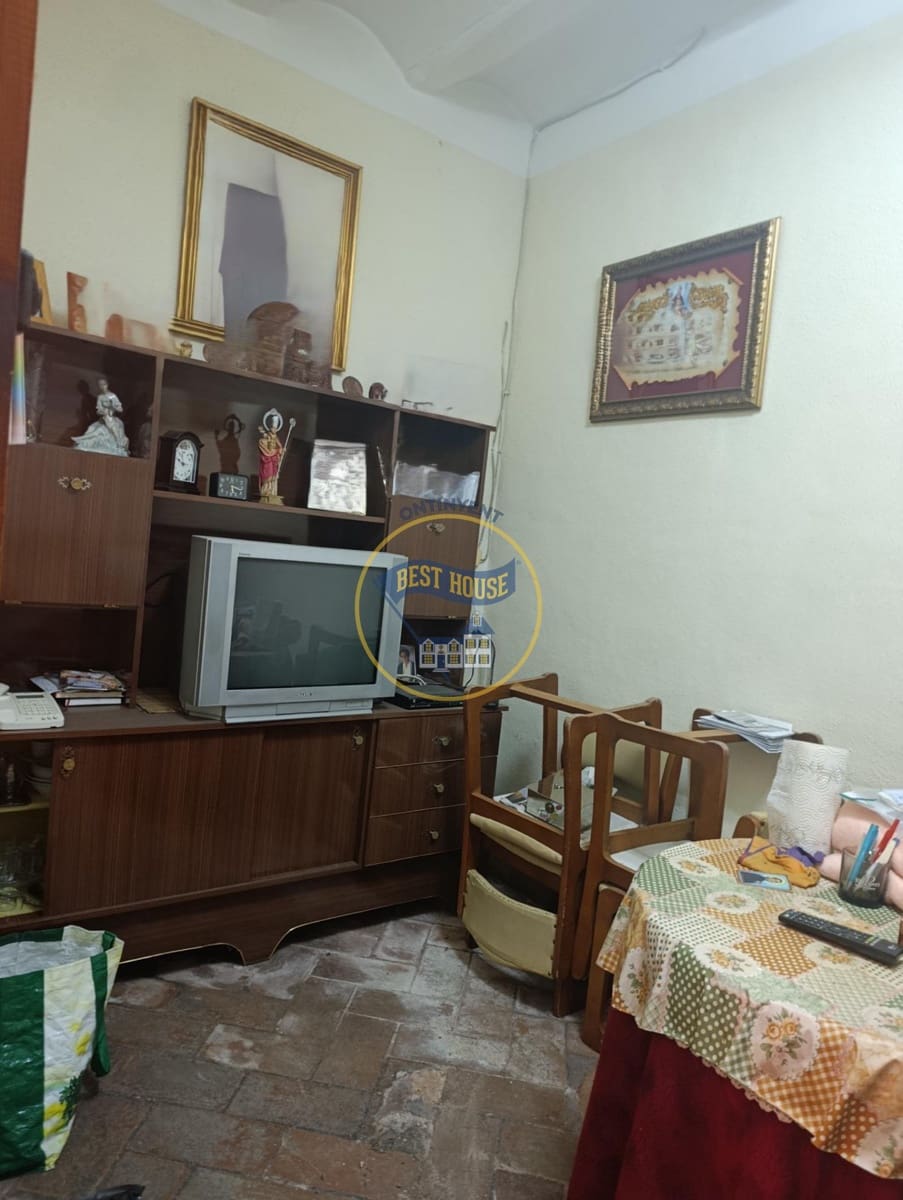 5 slaapkamer Huis te koop in Bocairent - € 70.000 (Ref: 10098338)