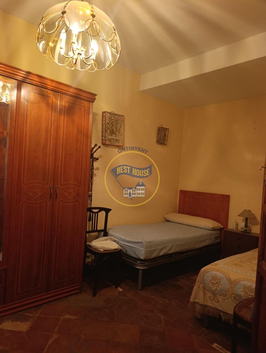 5 slaapkamer Huis te koop in Bocairent - € 70.000 (Ref: 10098338)