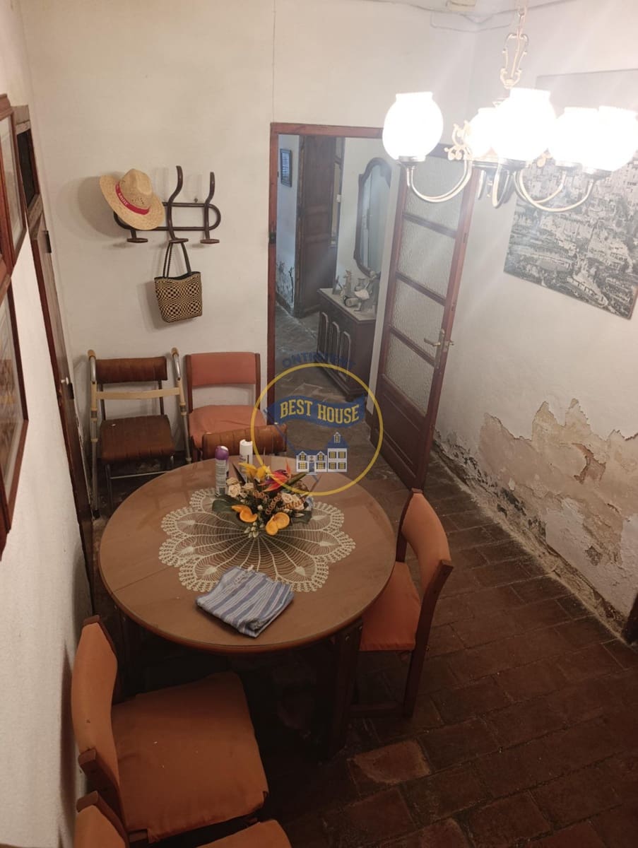 5 slaapkamer Huis te koop in Bocairent - € 70.000 (Ref: 10098338)