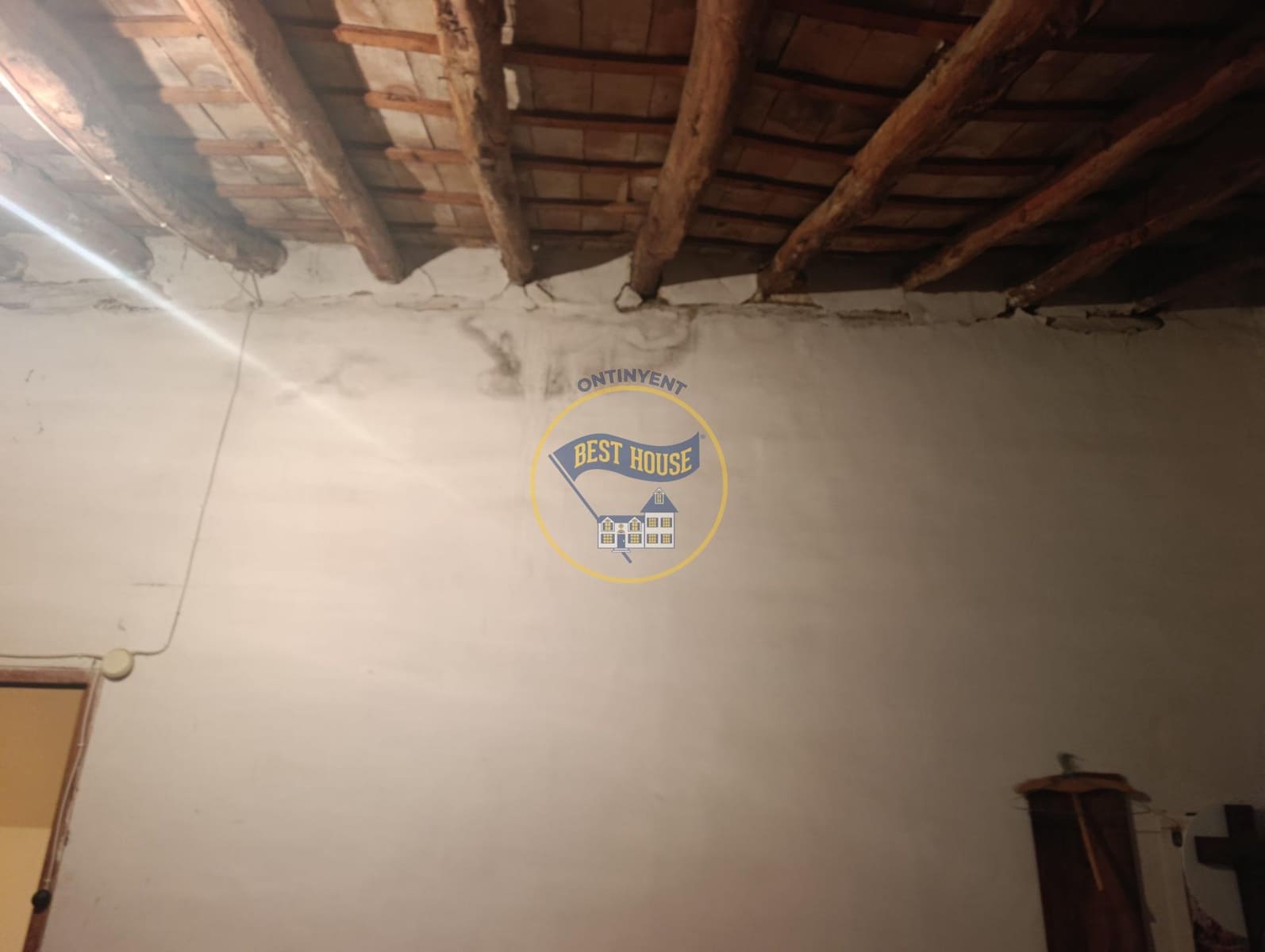 5 slaapkamer Huis te koop in Bocairent - € 70.000 (Ref: 10098338)