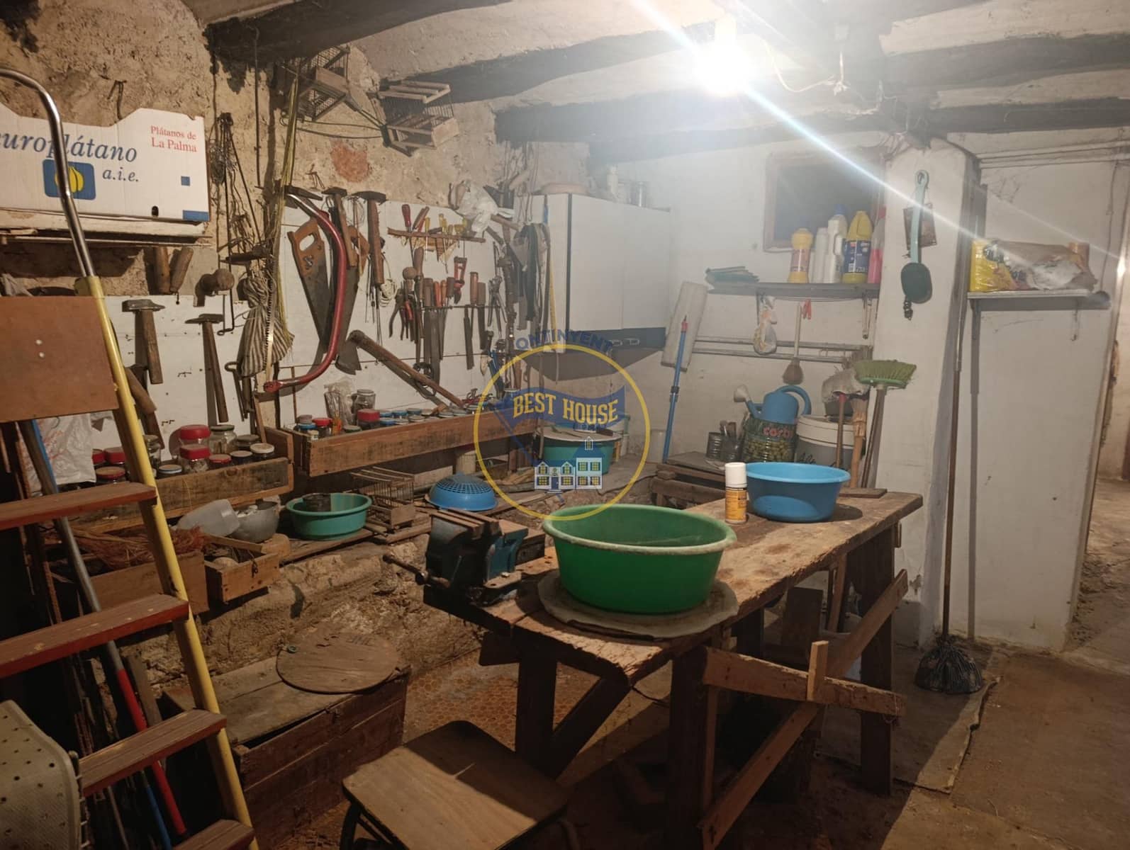 5 slaapkamer Huis te koop in Bocairent - € 70.000 (Ref: 10098338)