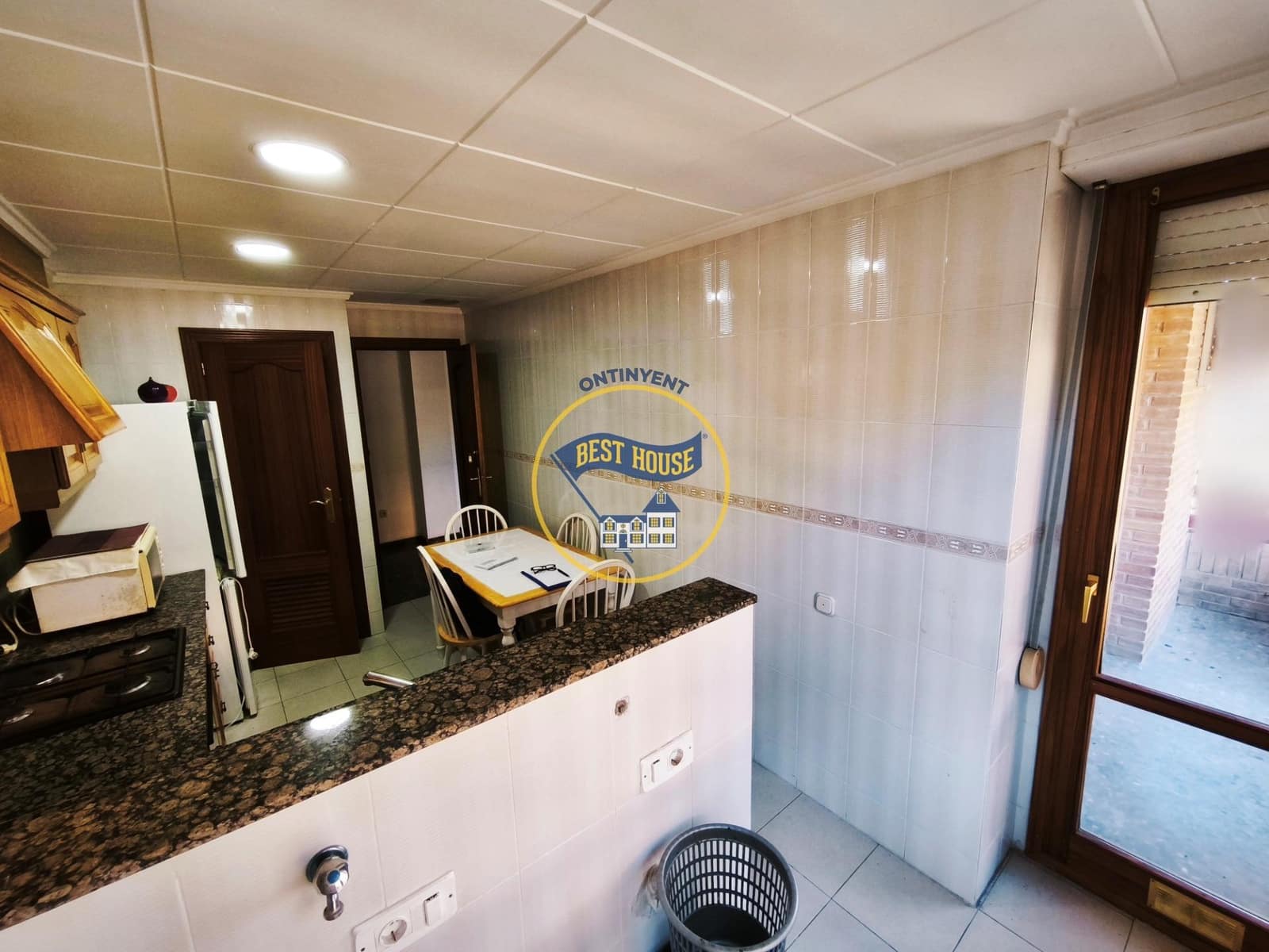 3 slaapkamer Flat te koop in Ontinyent - € 215.000 (Ref: 10109651)