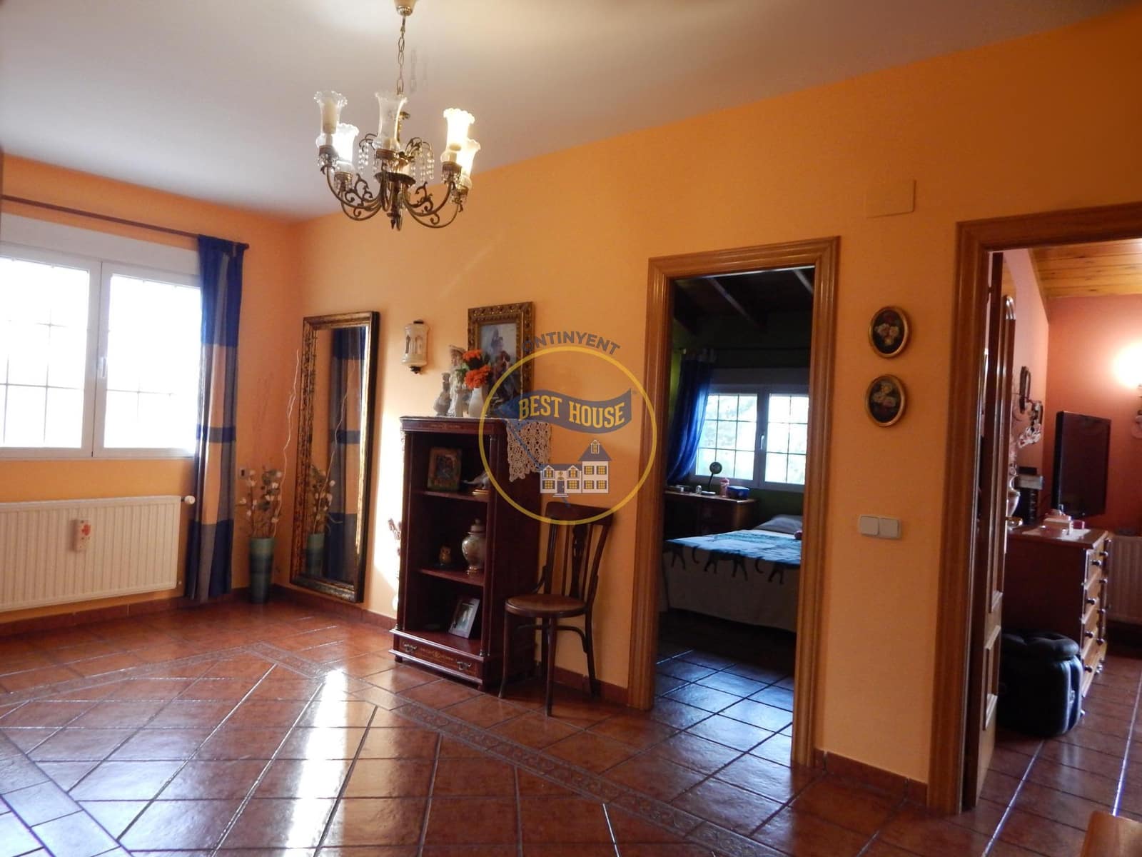 6 Zimmer Villa zu verkaufen in Ontinyent mit Pool - 395.000 € (Ref: 10120111)