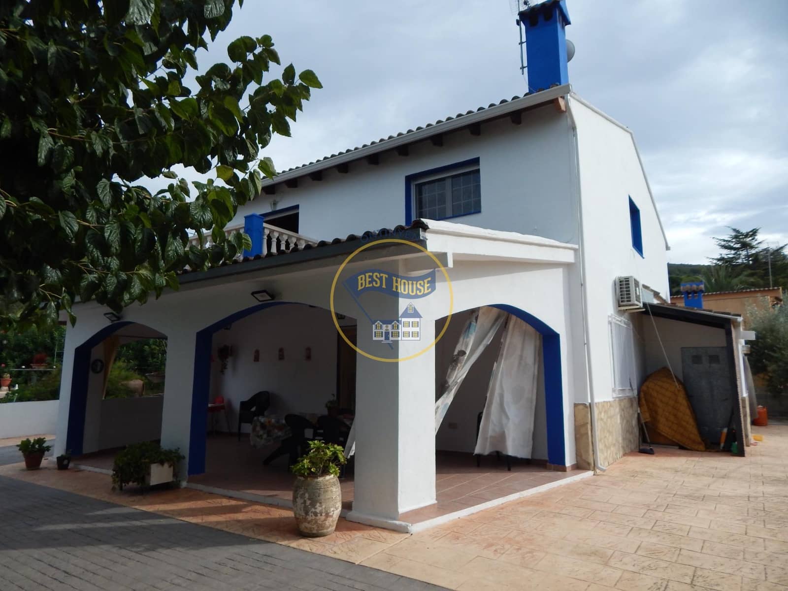 6 Zimmer Villa zu verkaufen in Ontinyent mit Pool - 395.000 € (Ref: 10120111)