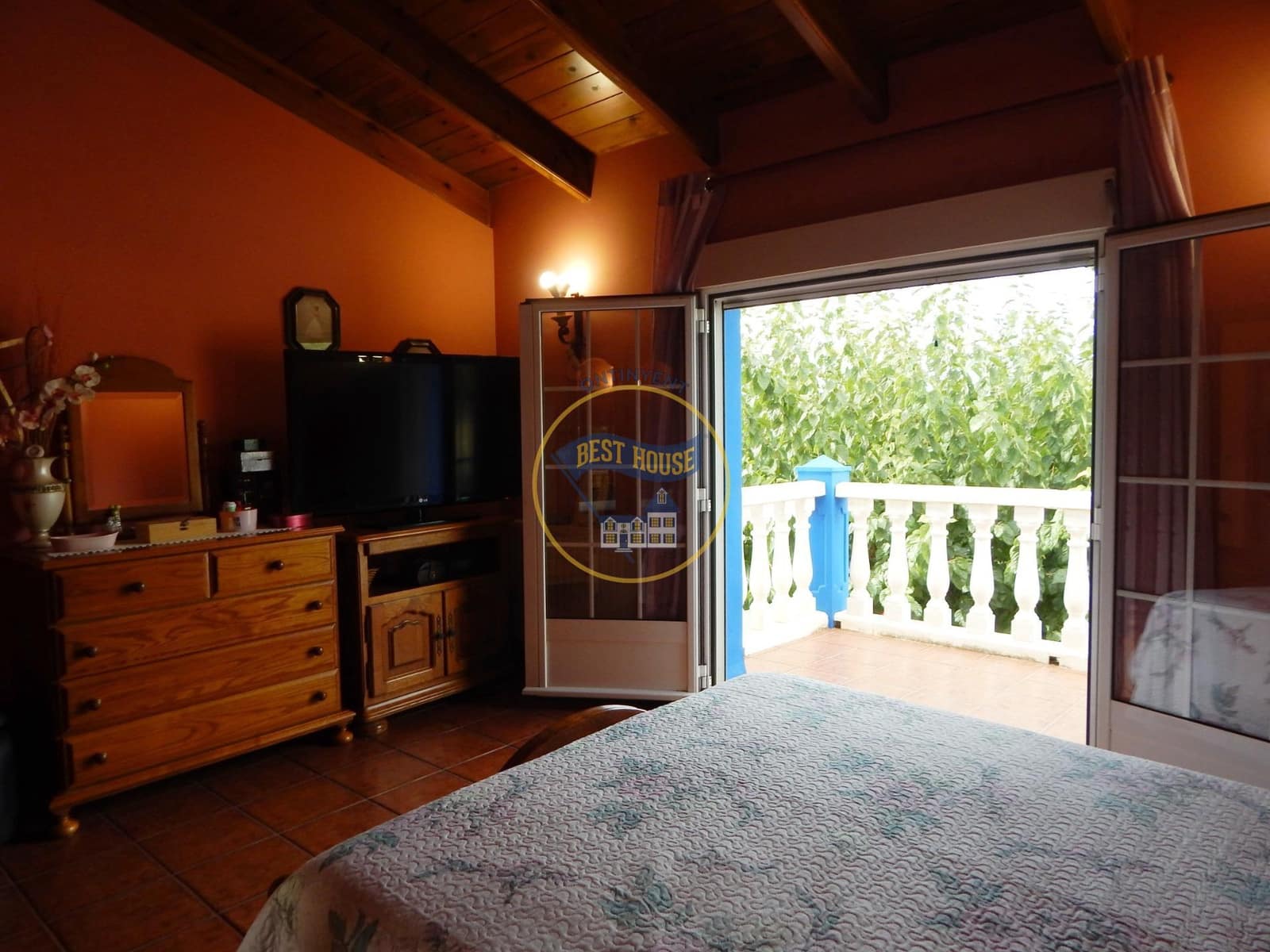 6 Zimmer Villa zu verkaufen in Ontinyent mit Pool - 395.000 € (Ref: 10120111)