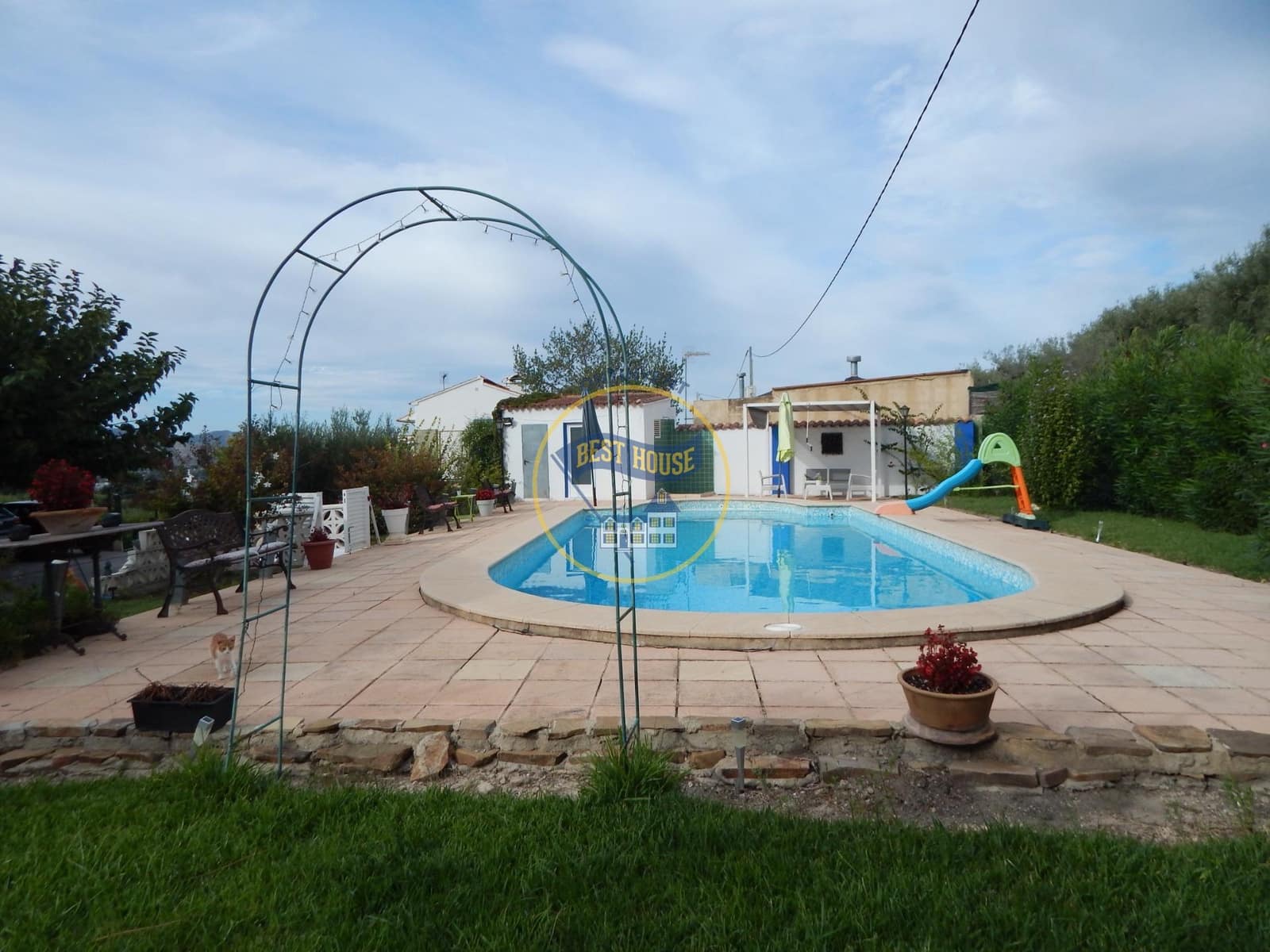 6 Zimmer Villa zu verkaufen in Ontinyent mit Pool - 395.000 € (Ref: 10120111)