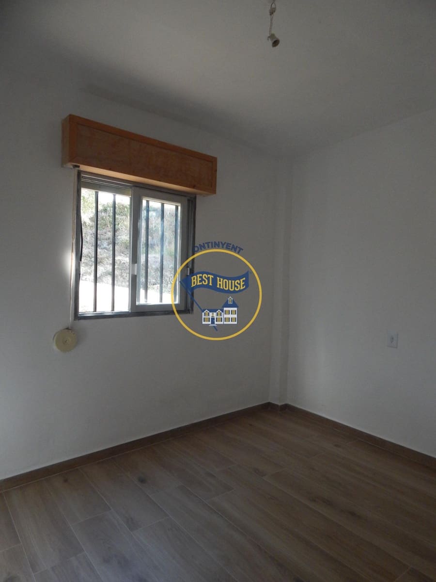 4 sovrum Villa till salu i Ontinyent - 150 000 € (Ref: 10120113)