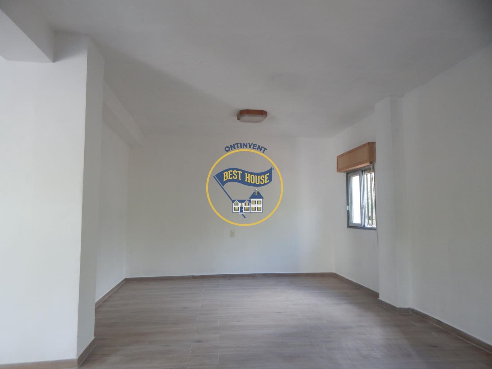 4 sovrum Villa till salu i Ontinyent - 150 000 € (Ref: 10120113)