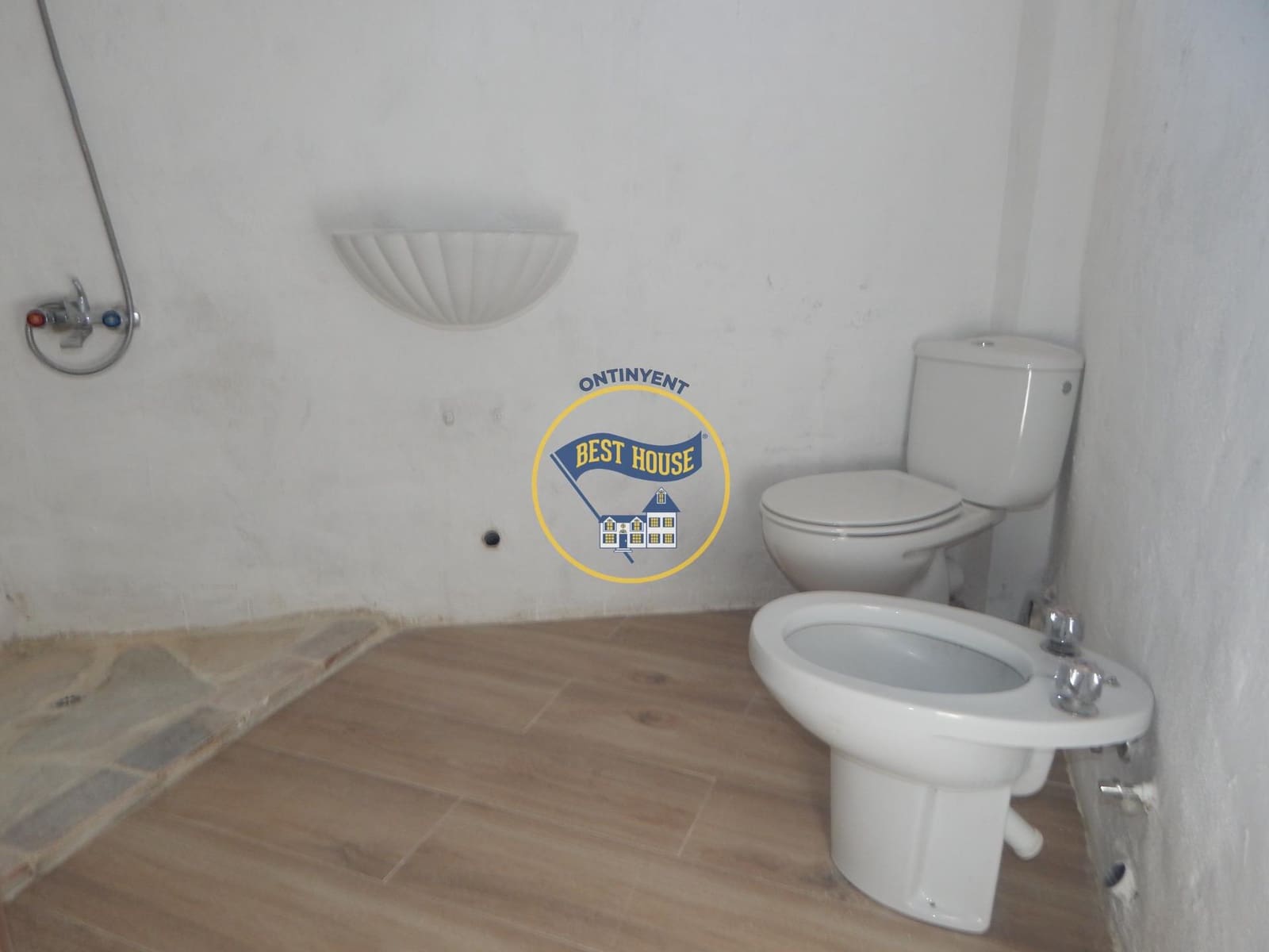 4 sovrum Villa till salu i Ontinyent - 150 000 € (Ref: 10120113)