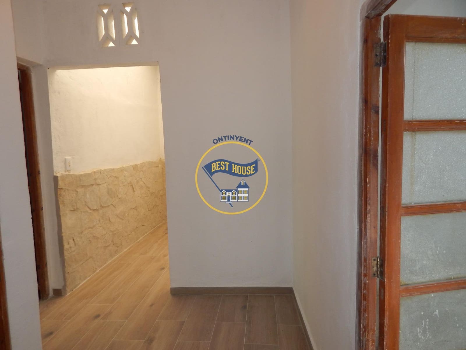 4 sovrum Villa till salu i Ontinyent - 150 000 € (Ref: 10120113)